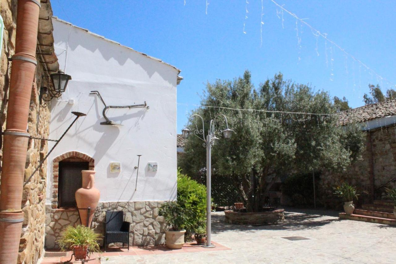 Ponte Calatrasi Agriturismo Roccamena Ngoại thất bức ảnh