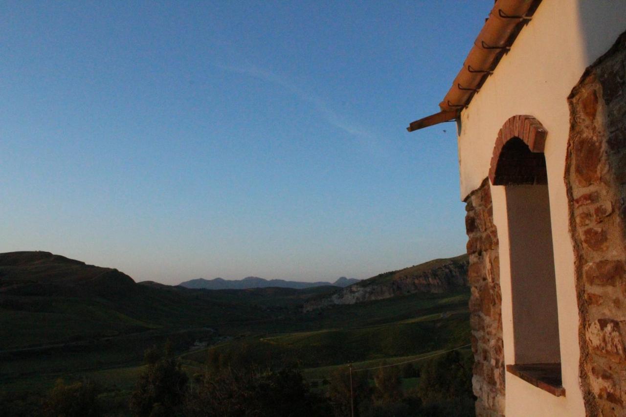 Ponte Calatrasi Agriturismo Roccamena Ngoại thất bức ảnh