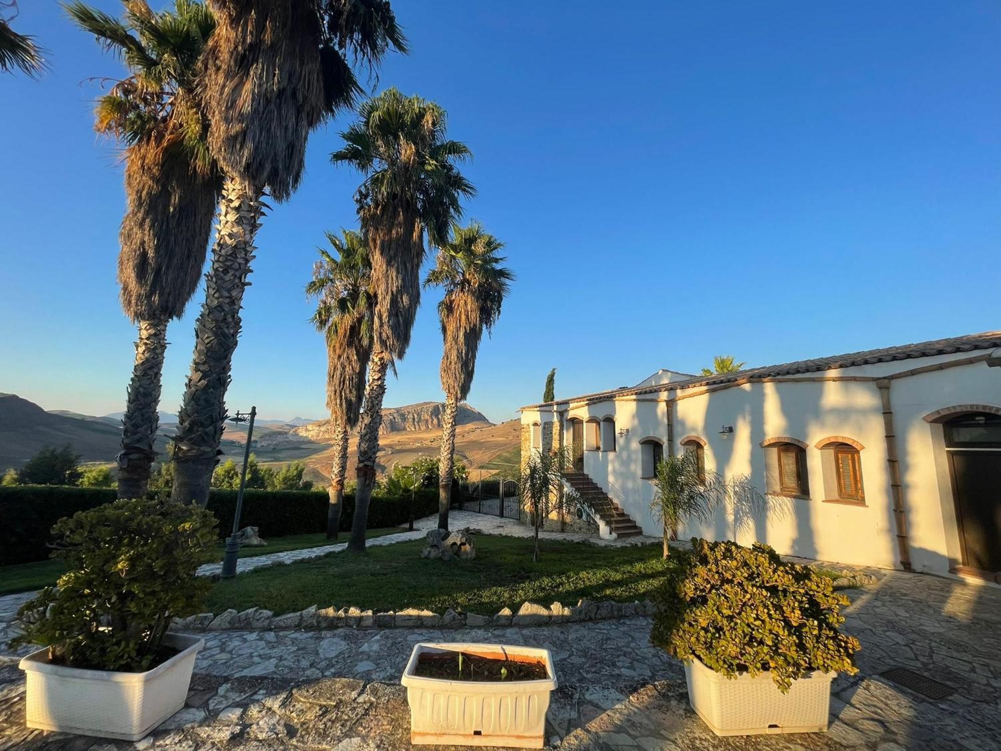 Ponte Calatrasi Agriturismo Roccamena Ngoại thất bức ảnh