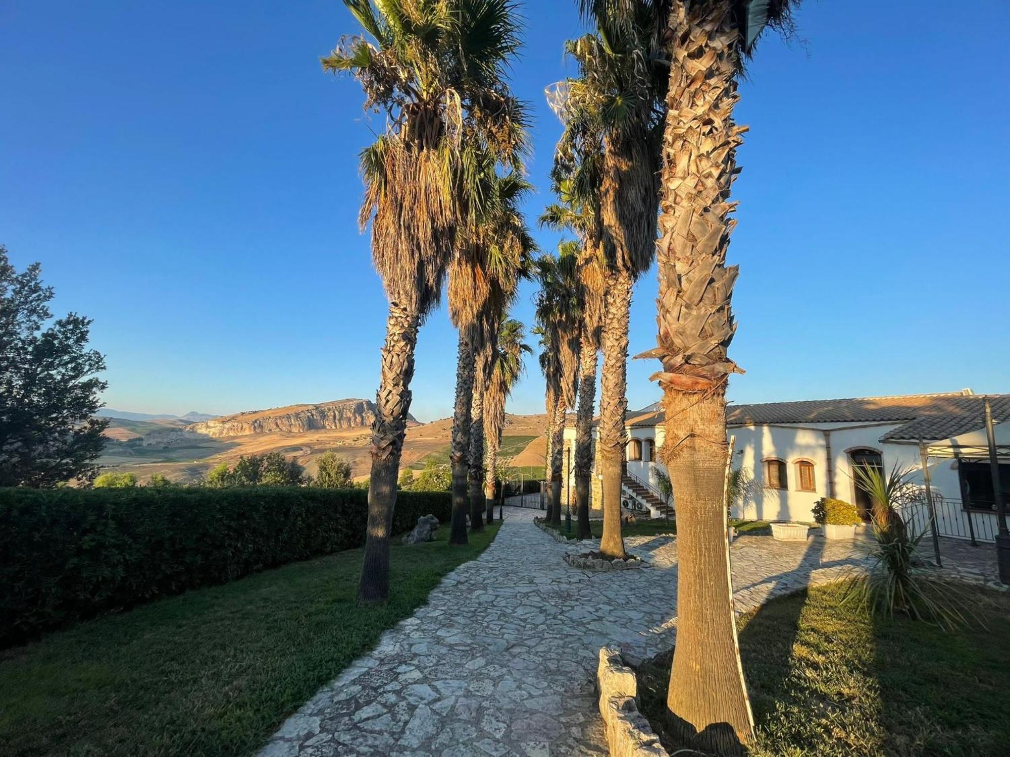 Ponte Calatrasi Agriturismo Roccamena Ngoại thất bức ảnh